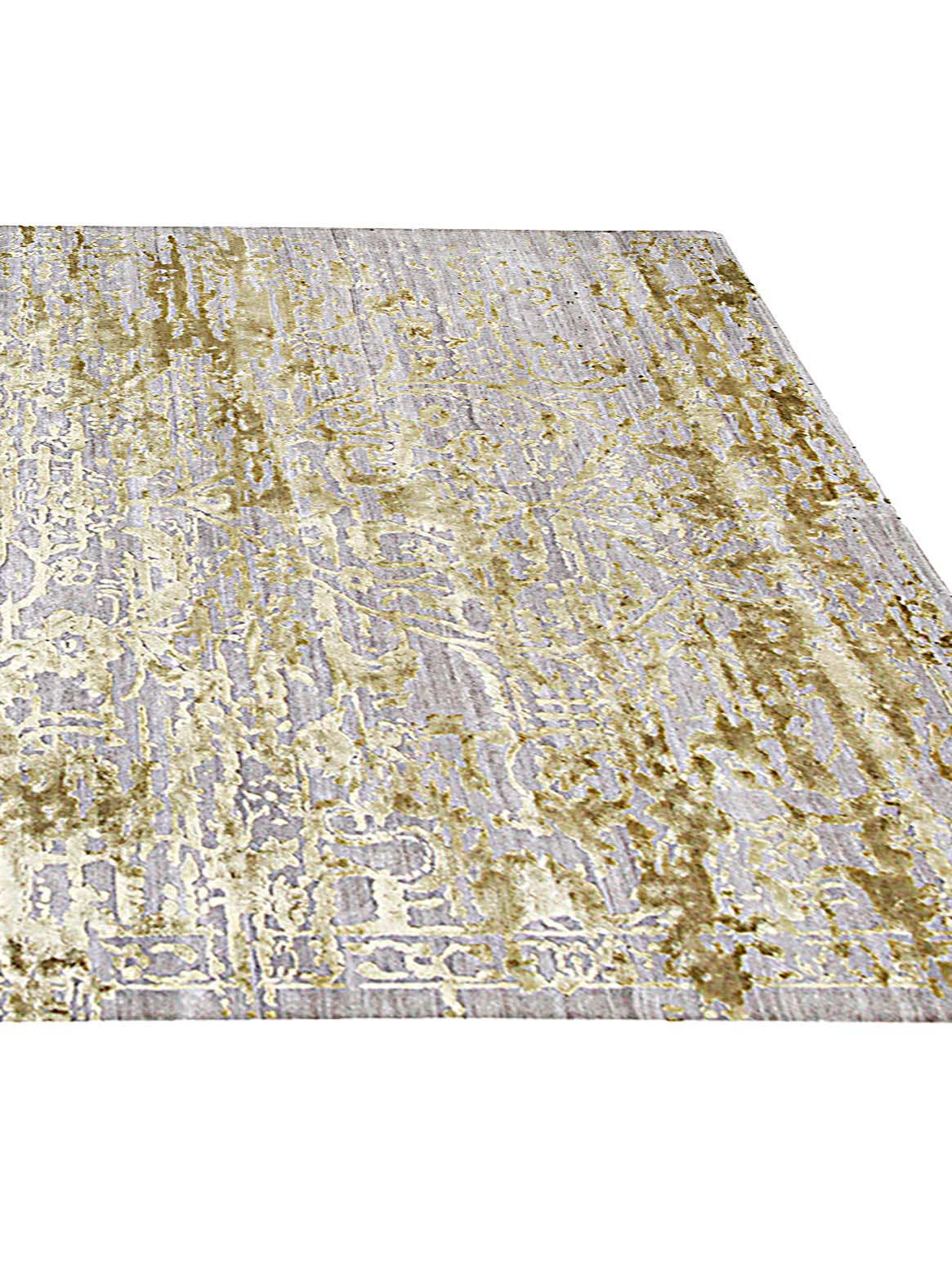 Product: Luxury Carpet | Color: Olive | Size: 5'6" x 8'