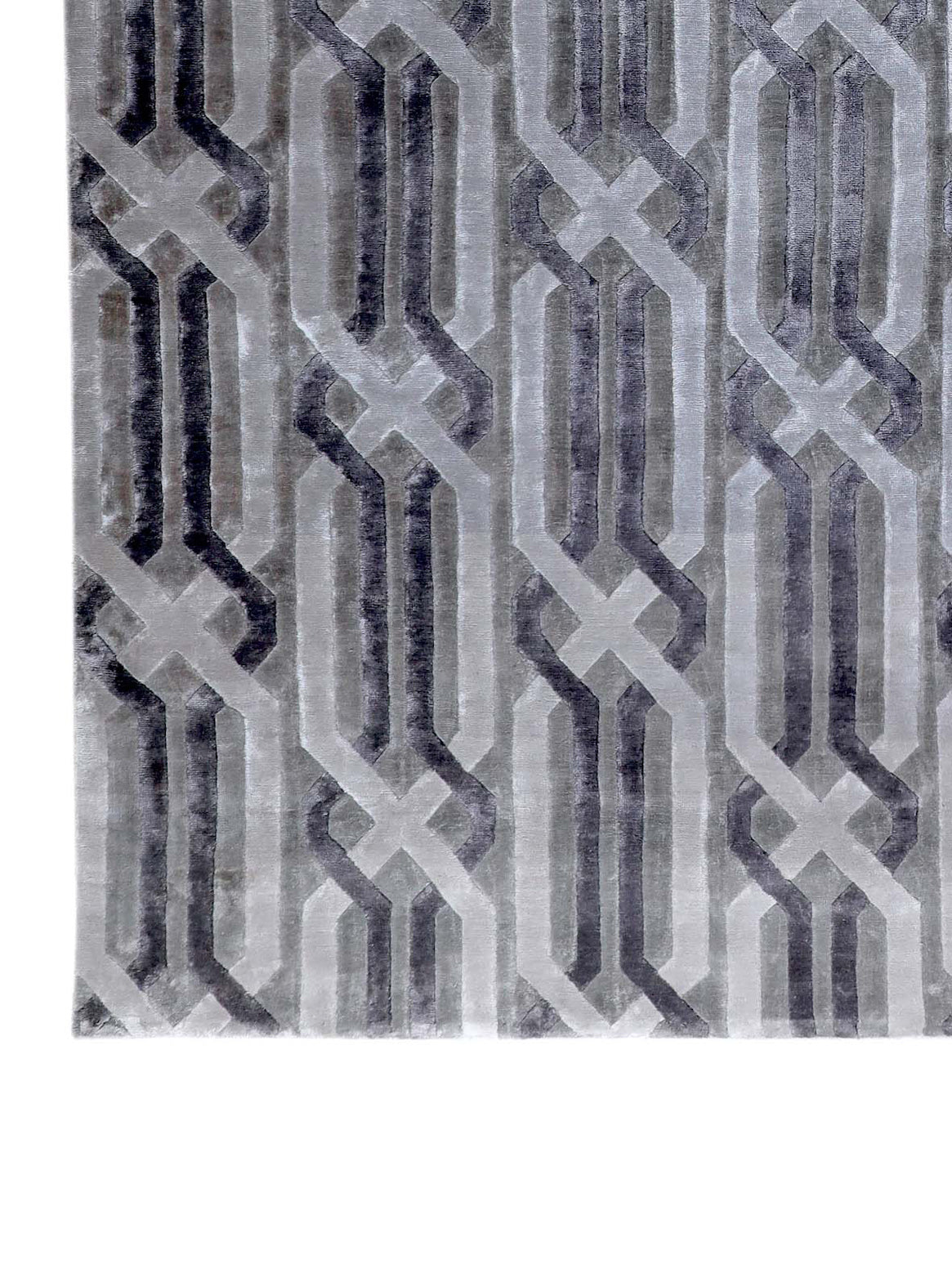 Product: Luxury Carpet | Color: Grey | Size: 5'6" x 8'