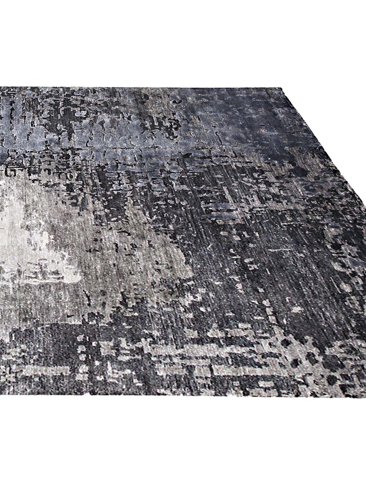Product: Luxury Carpet | Color: Grey Blue | Size: 5'6" x 8'