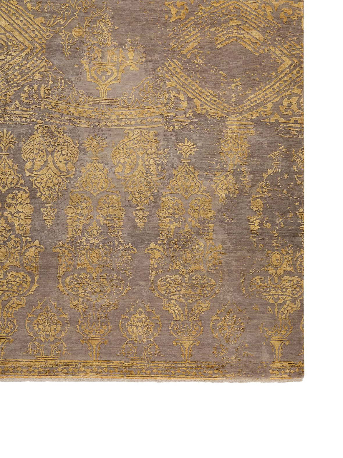 Product: Luxury Carpet | Color: Mustard | Size: 5'6" x 8'