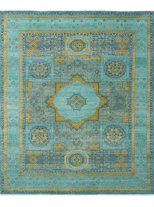 Luxury hand knotted carpet made from 100% Wool