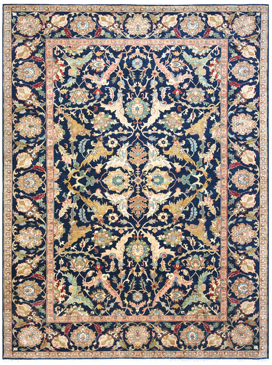 Luxury hand knotted carpet made from 100% Wool