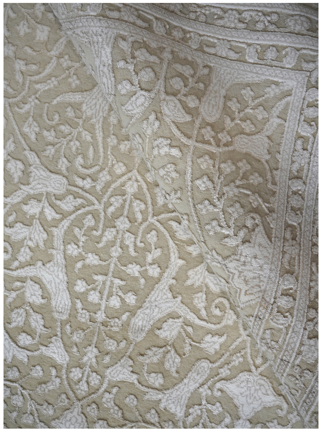 Luxury Carpet for Living Room