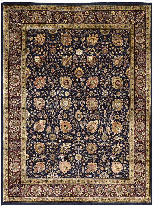 Luxury hand knotted carpet made from 100% Wool