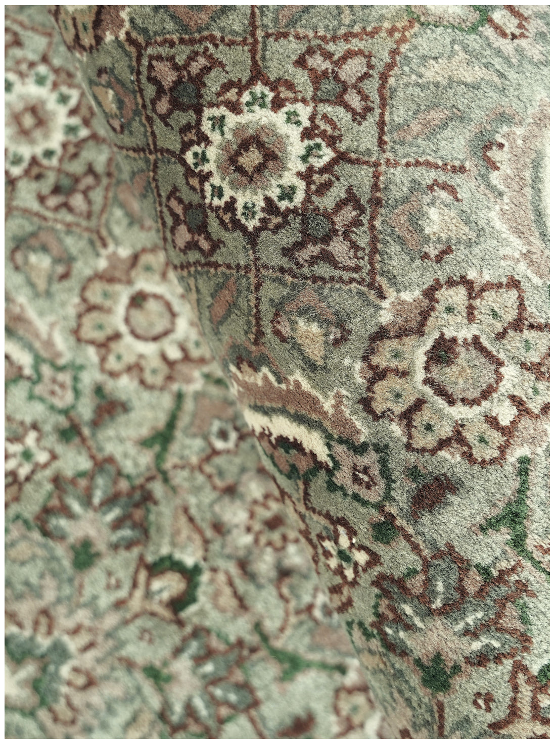 Luxury Carpet for Living Room