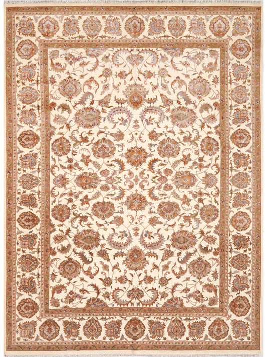 Luxury hand knotted carpet made from Wool & Bamboo Silk