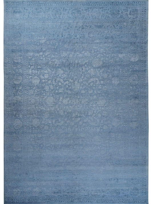 Luxury hand knotted carpet made from 100% Wool