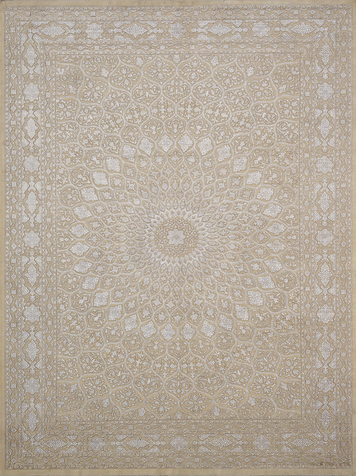 Luxury hand knotted carpet made from 100% Wool