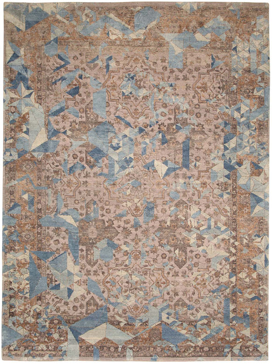 Luxury hand knotted carpet made from Wool & Pure Silk