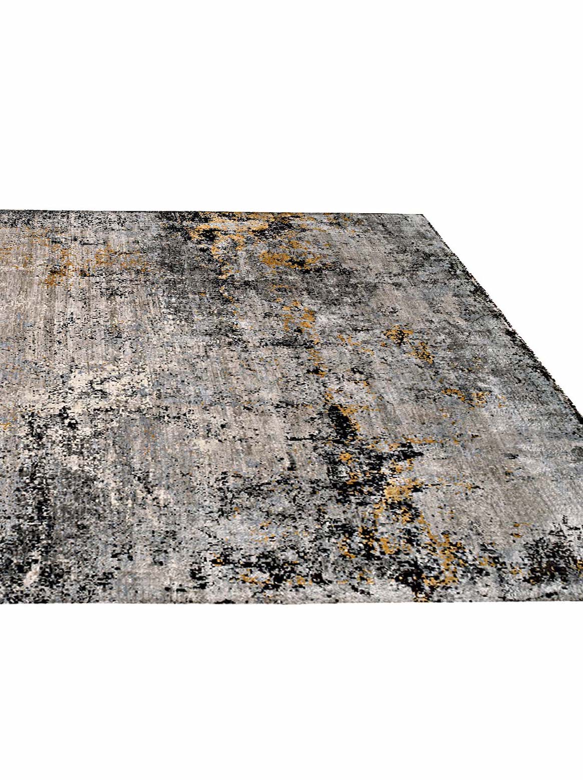 Product: Luxury Carpet | Color: Gold | Size: 5'6" x 8'