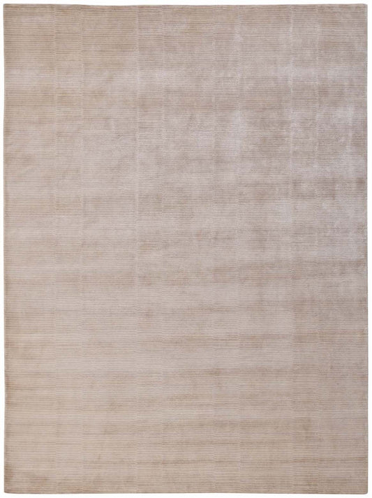 Luxury hand knotted carpet made from Pure Silk