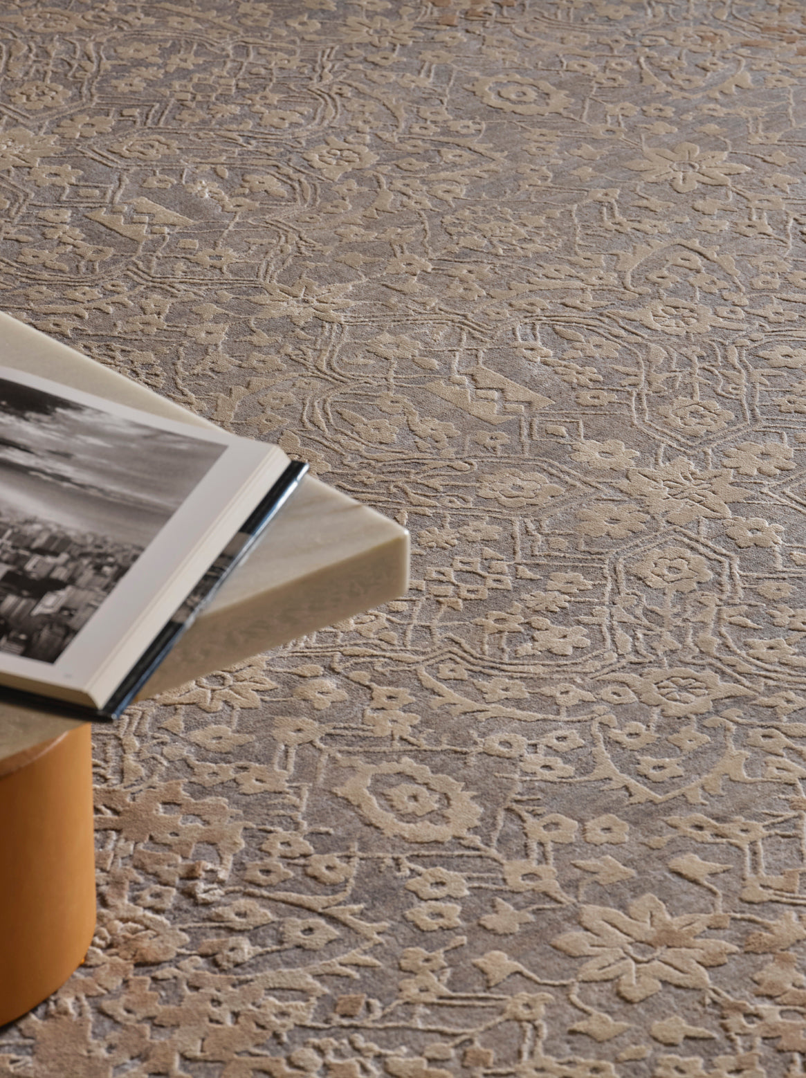 Luxury hand knotted carpet made from Wool & Botanical Silk in dusky rose color and 5'6" x 8' size