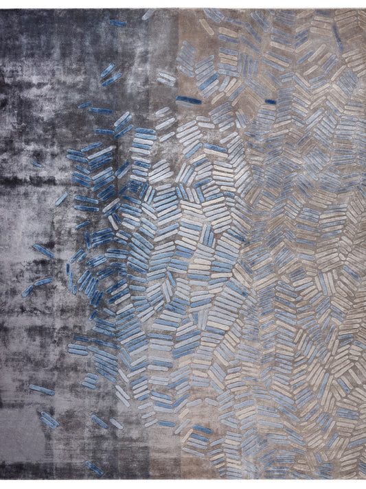 Luxury hand knotted carpet made from 100% Botanical Silk