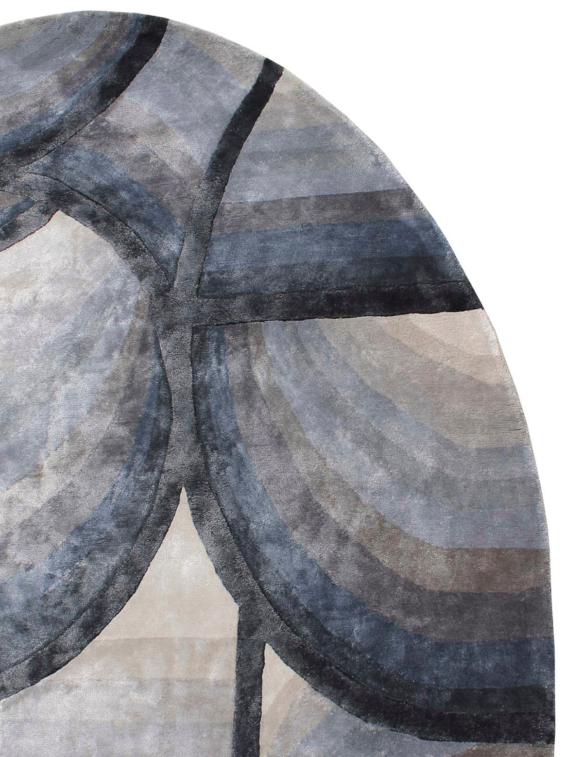 Product: Luxury Carpet | Color: Taupe Grey | Size: 7' x 10'