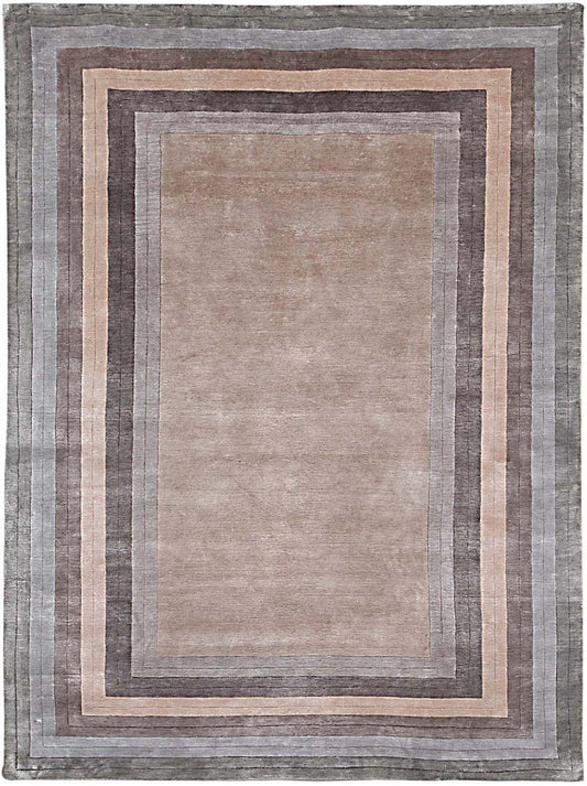 Luxury hand knotted carpet made from Botanical Silk