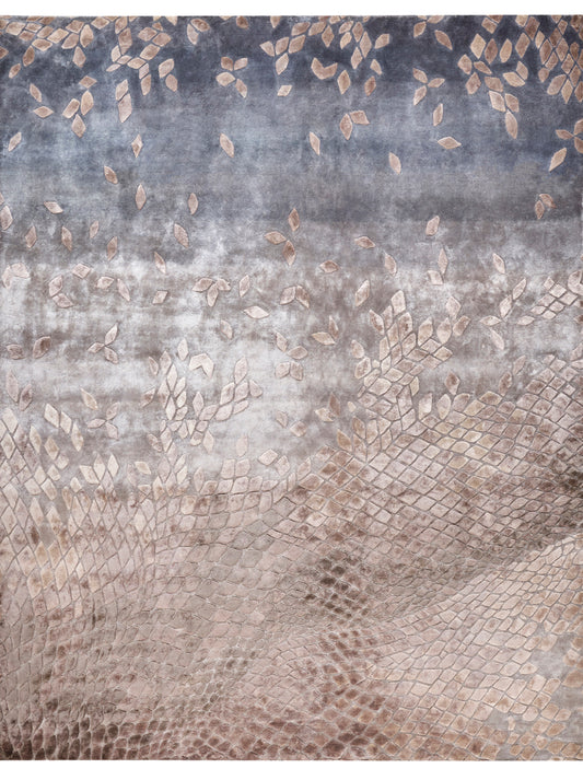 Luxury hand knotted carpet made from 100% Botanical Silk