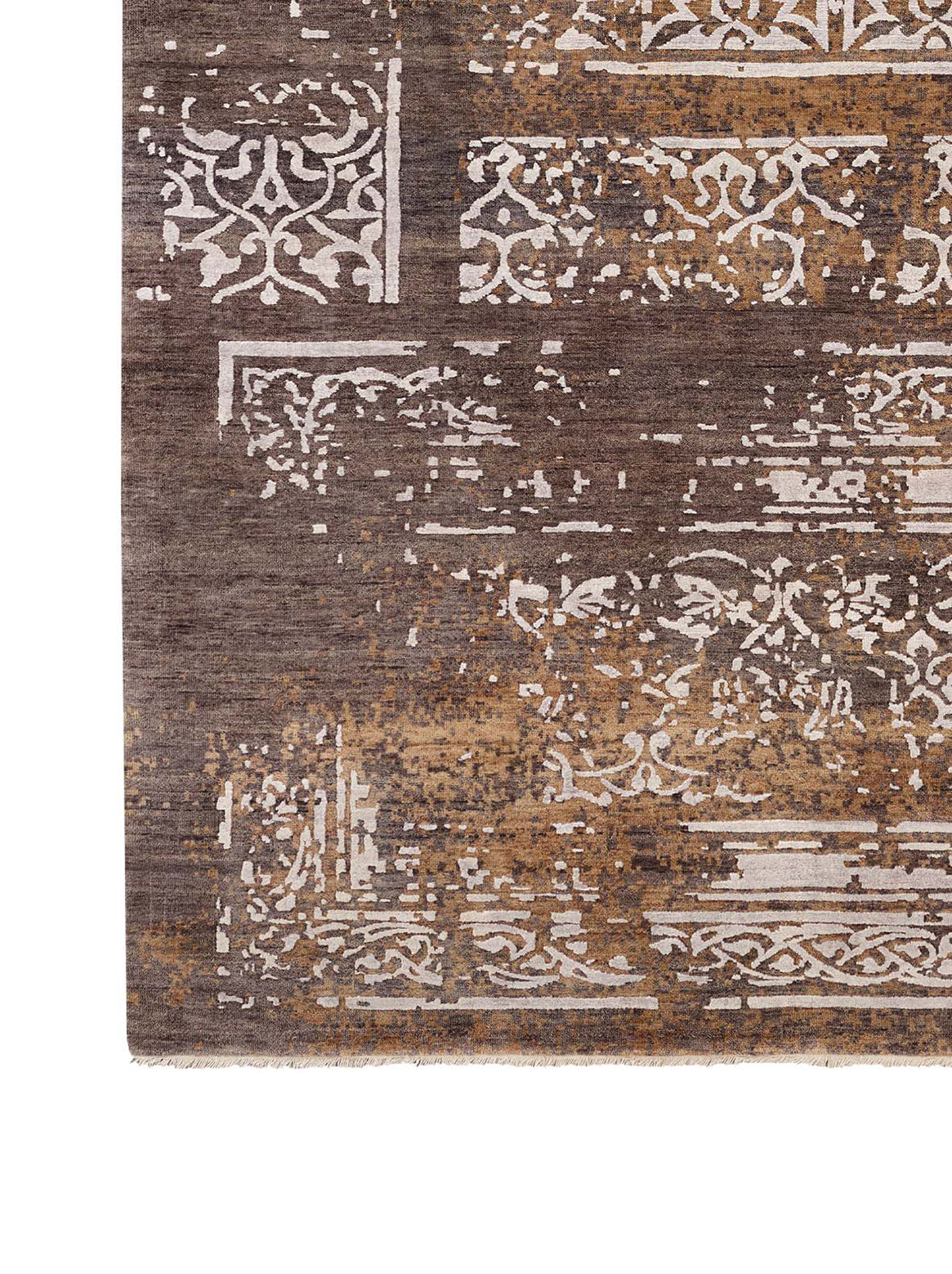 Product: Luxury Carpet | Color: Beige | Size: 5'6" x 8'