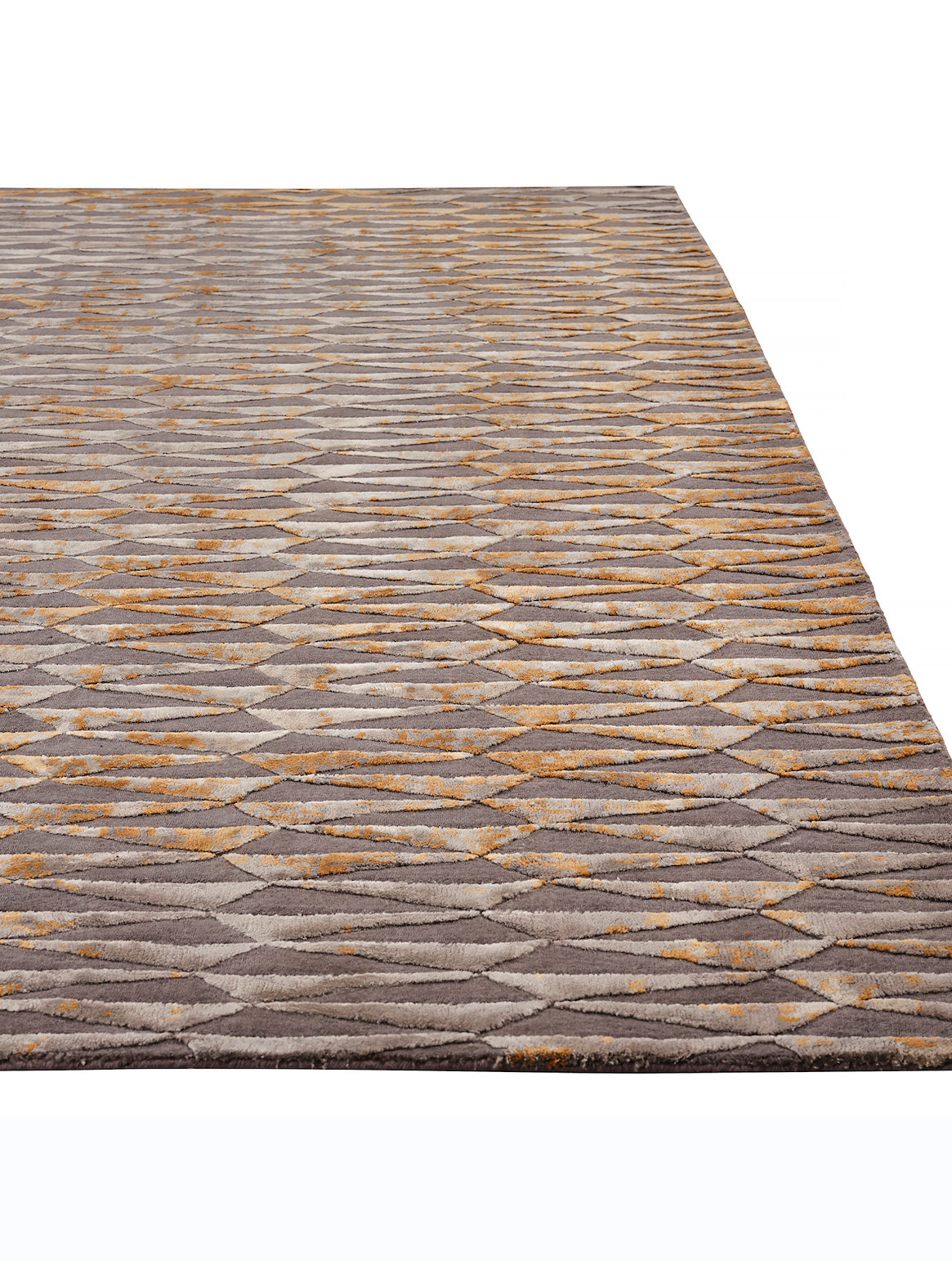 Product: Luxury Carpet | Color: Taupe Rust | Size: 5'6" x 8'