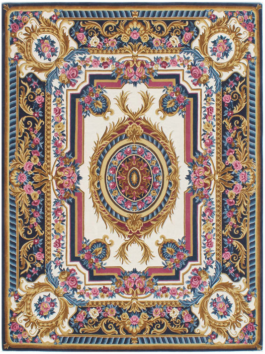 Luxury hand tufted carpet made from Wool & Botanical Silk