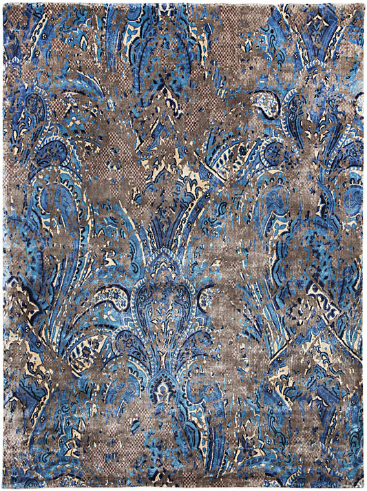 Luxury hand knotted carpet made from Botanical Silk
