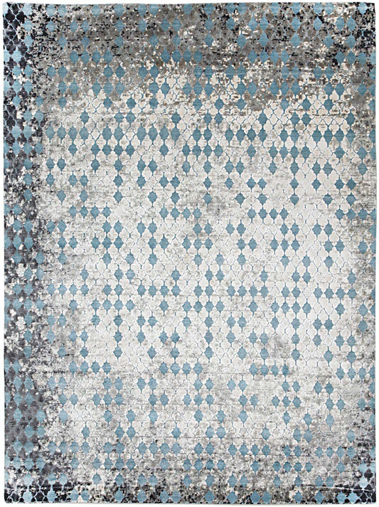Luxury hand knotted carpet made from Wool & Botanical Silk