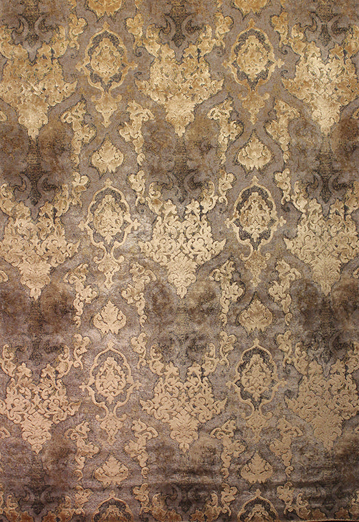 Luxury hand knotted carpet made from Botanical Silk