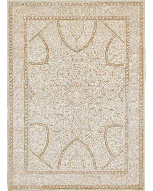 Luxury hand knotted carpet made from Wool & Botanical Silk