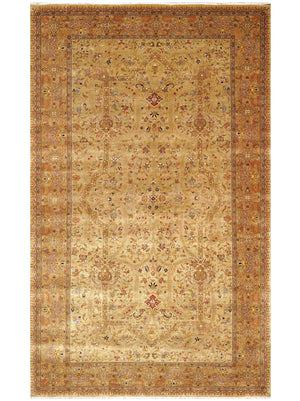 Luxury hand knotted carpet made from 100% Wool